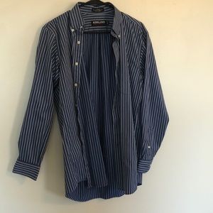 Button down shirt. Kirkland, 15 1/2  33